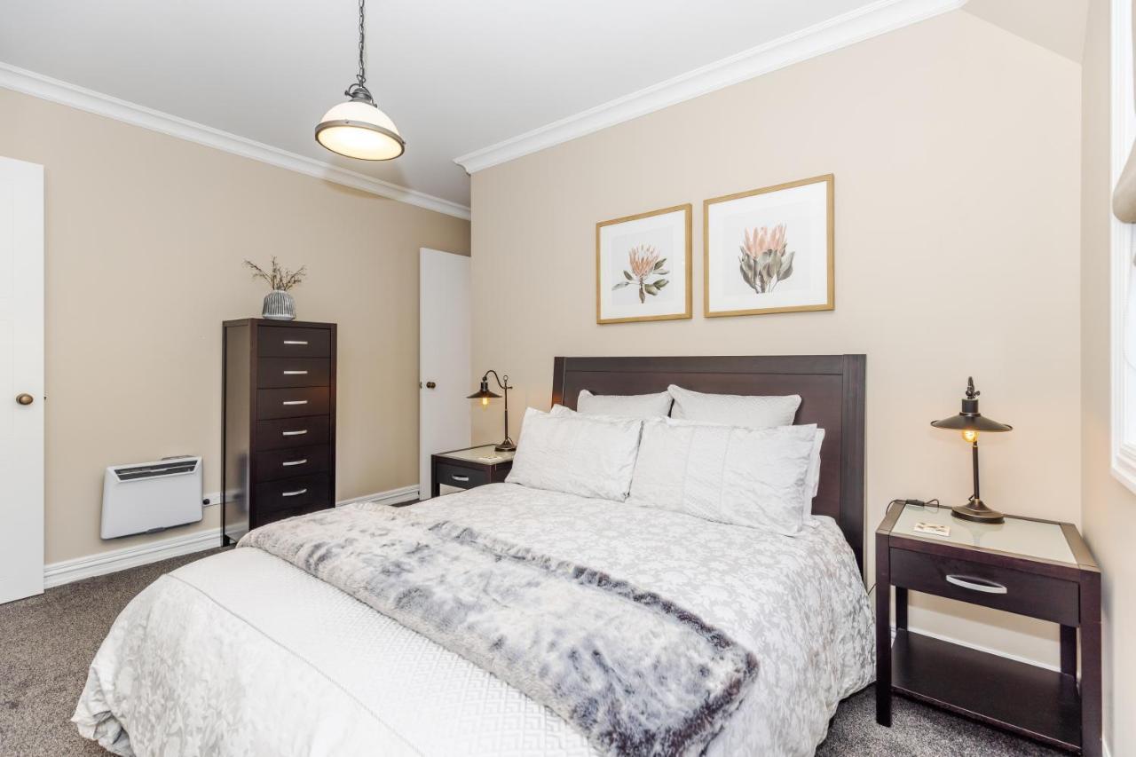 Sweet Magnolia 1 Or 2 Bedroom Suite St Kilda Cambridge With Complimentary Continental Breakfast エクステリア 写真